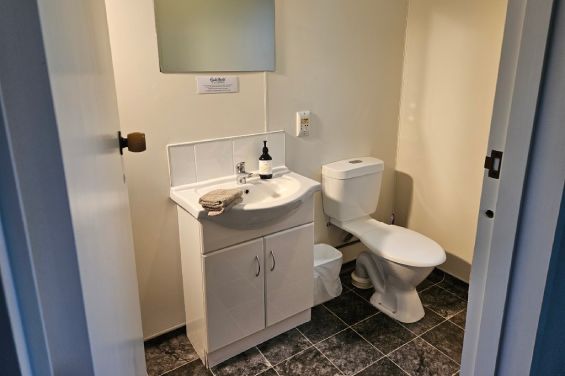 1-Bedroom Unit - bathroom