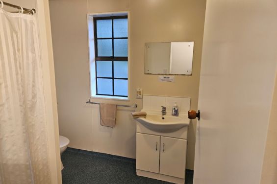 2-Bedroom with Loft - bathroom